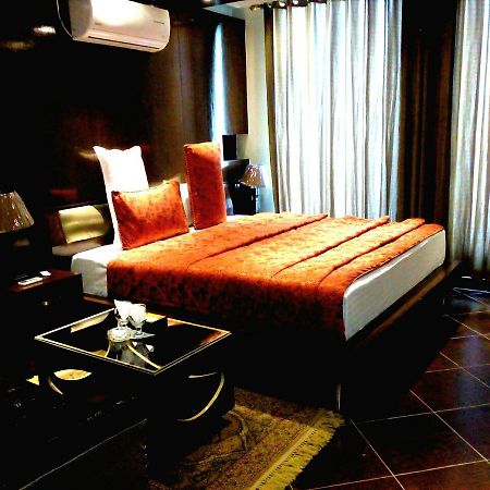 Bling Hotel International Multan Dış mekan fotoğraf