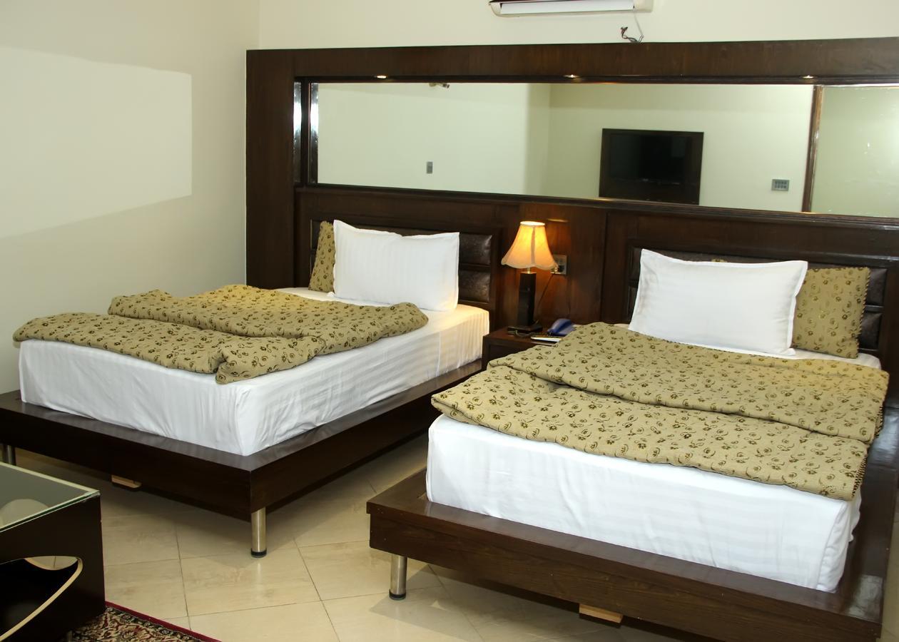 Bling Hotel International Multan Dış mekan fotoğraf