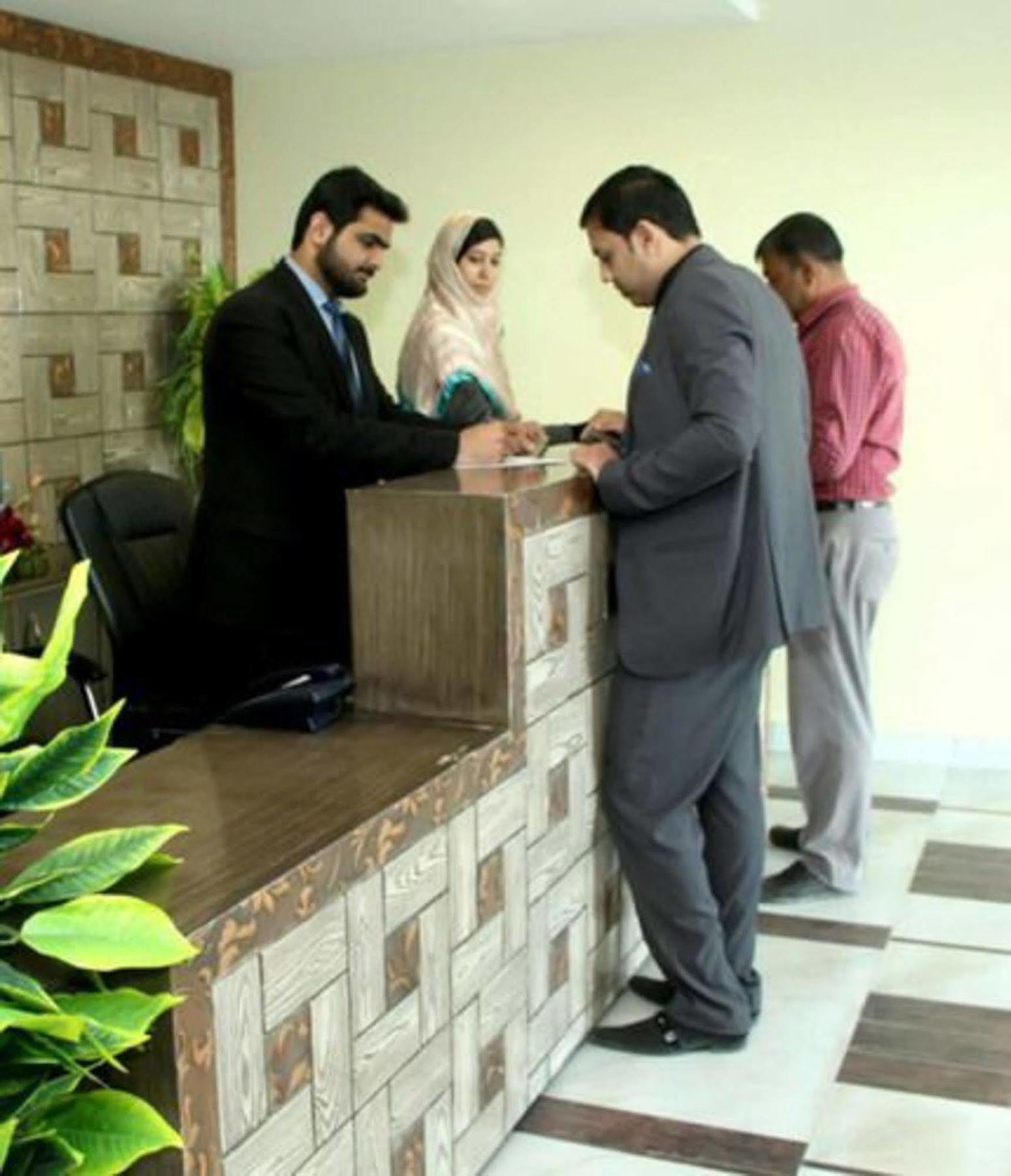Bling Hotel International Multan Dış mekan fotoğraf