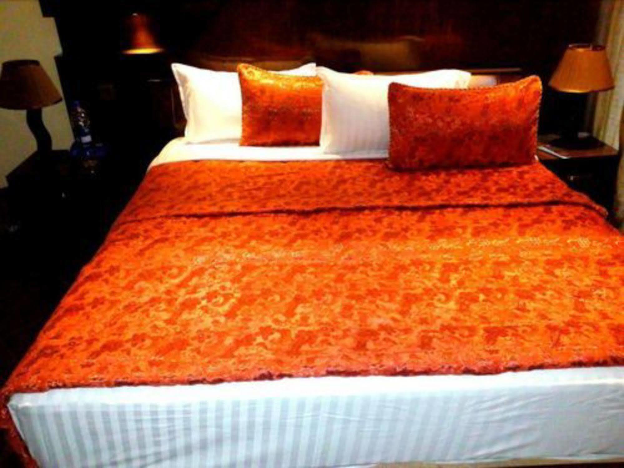 Bling Hotel International Multan Dış mekan fotoğraf
